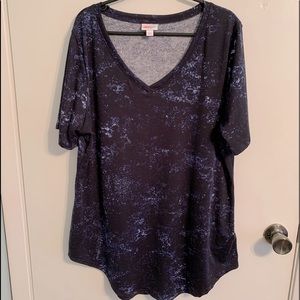 Navy LulaRoe Iris Tunic